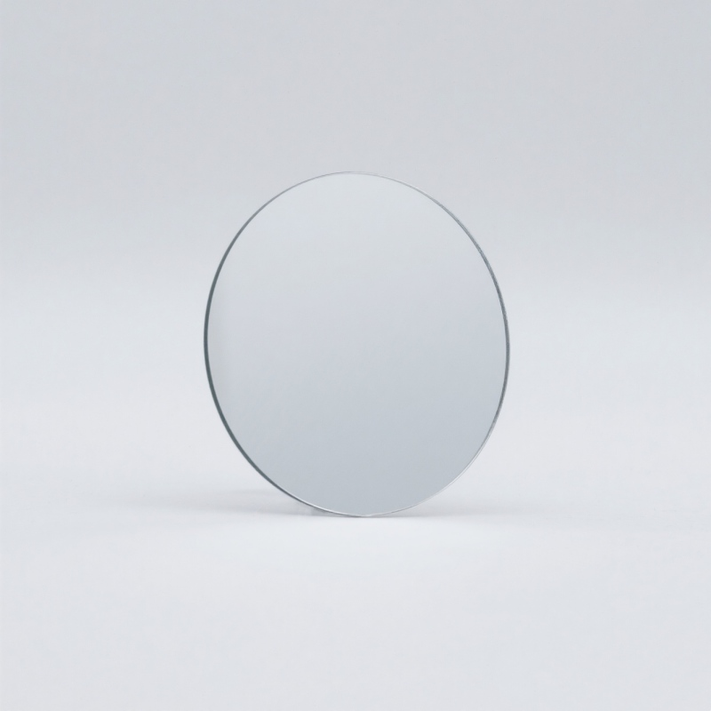 Broadband Dielectric Mirror